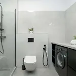 Apartmán Bright With Parking & Garden By Renters *
